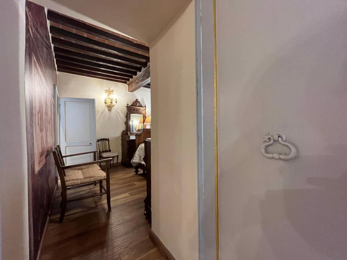 Cortona Suite - The House With Well And The Frescos Palace Eksteriør billede