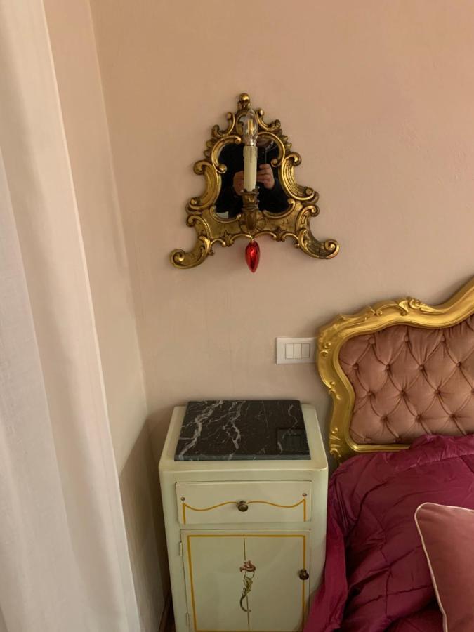 Cortona Suite - The House With Well And The Frescos Palace Eksteriør billede