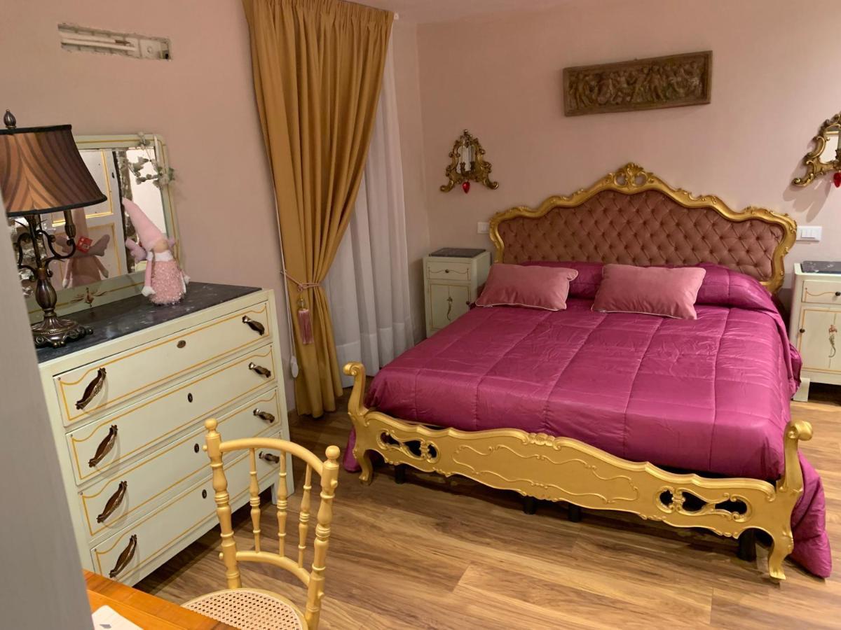 Cortona Suite - The House With Well And The Frescos Palace Eksteriør billede