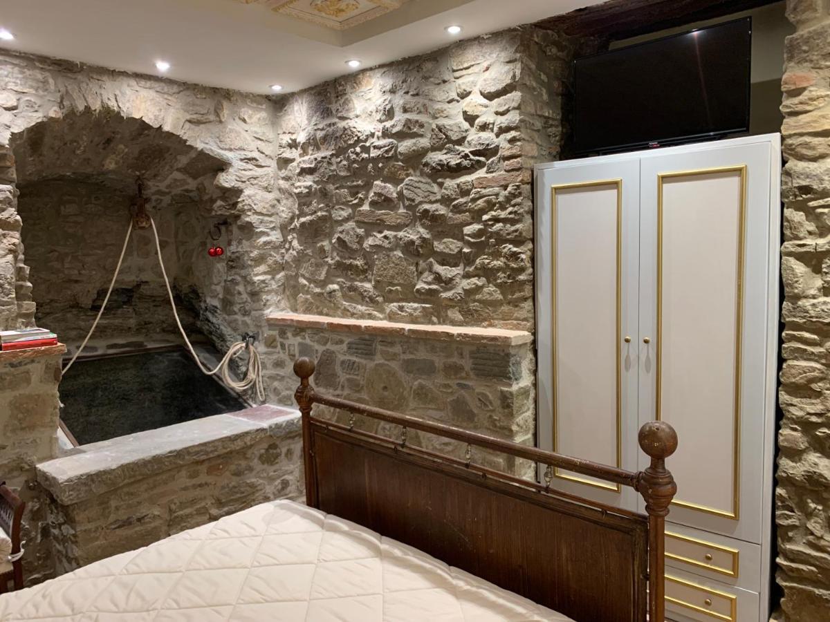 Cortona Suite - The House With Well And The Frescos Palace Eksteriør billede