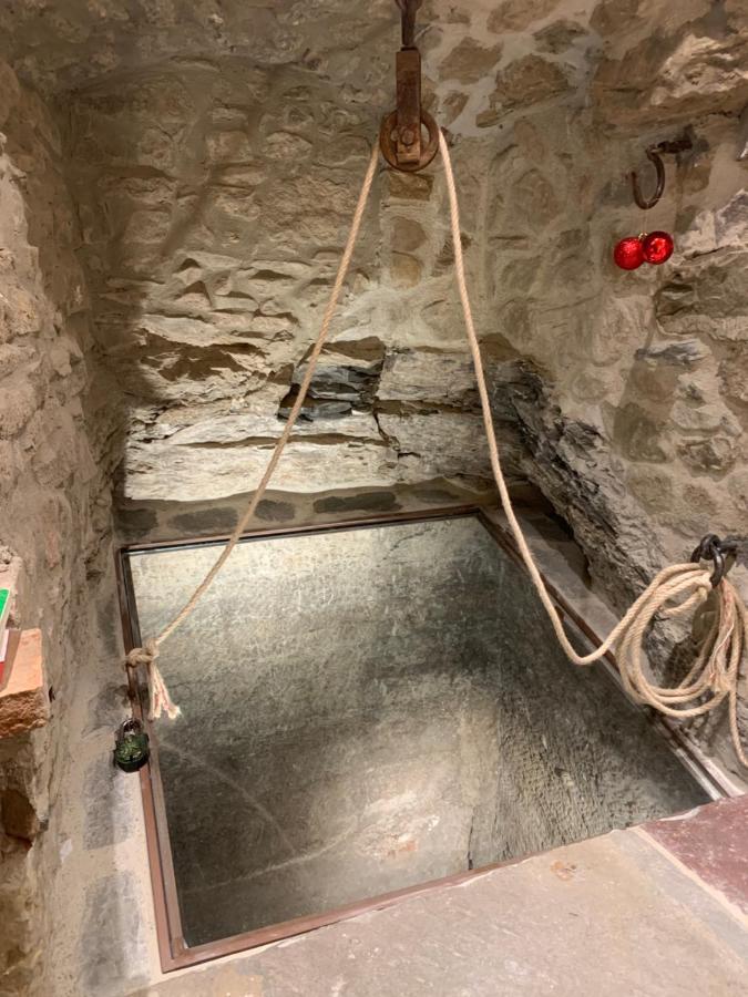 Cortona Suite - The House With Well And The Frescos Palace Eksteriør billede
